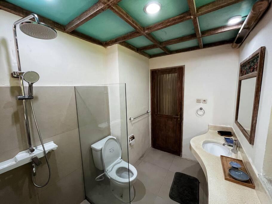 Bali's Paradise Charm At Centre Villa Sanur (Bali)