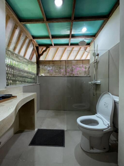 Villa Bali's Paradise Charm At Centre *