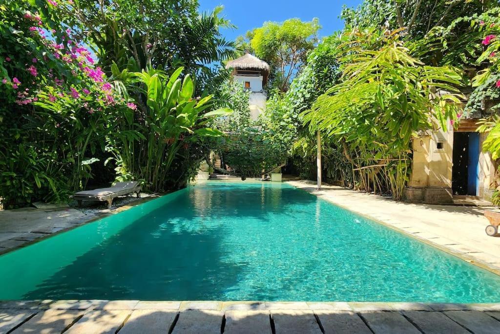 Bali's Paradise Charm At Centre Villa *